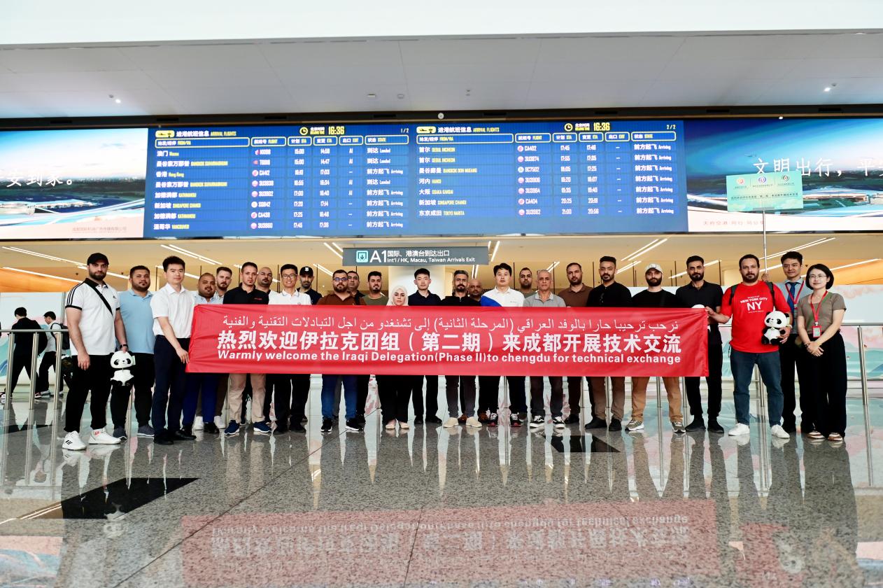 說明: 接機現(xiàn)場