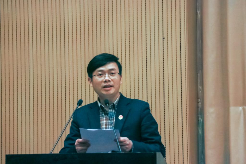 化工院陳永東老師作經驗分享