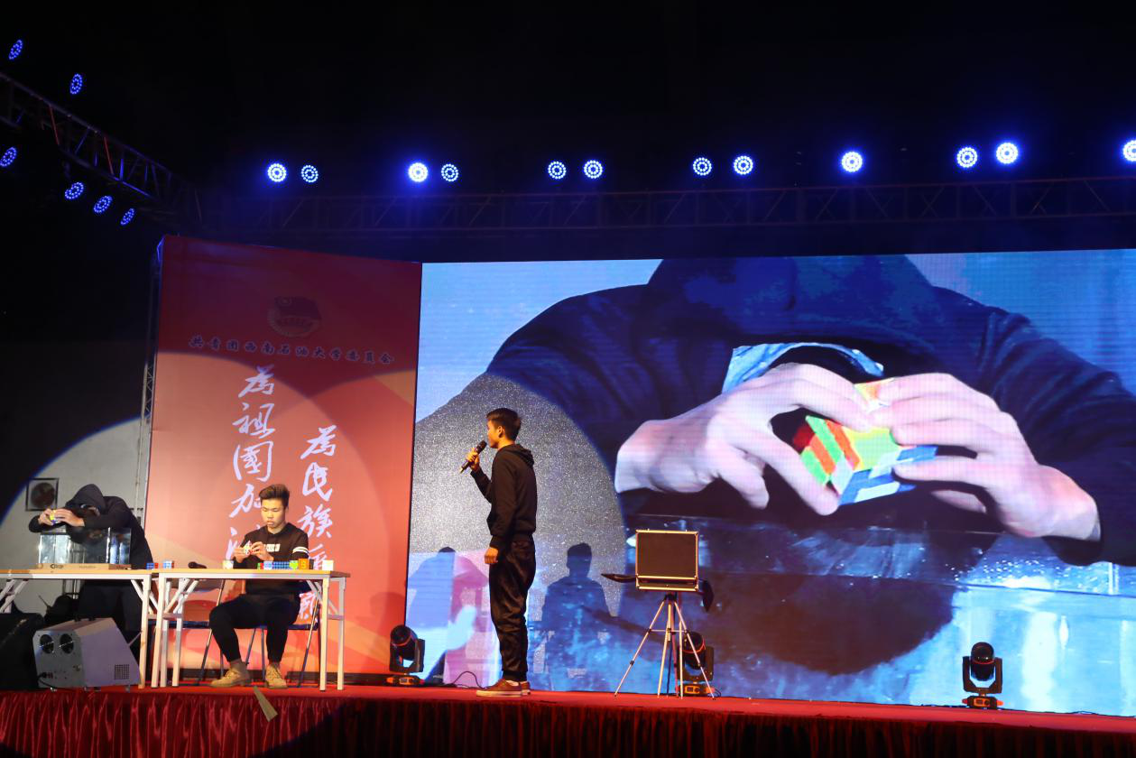 魔術(shù)&魔方《面具&異手同方》