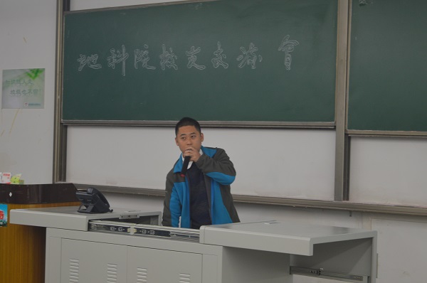 高學長進行經驗分享