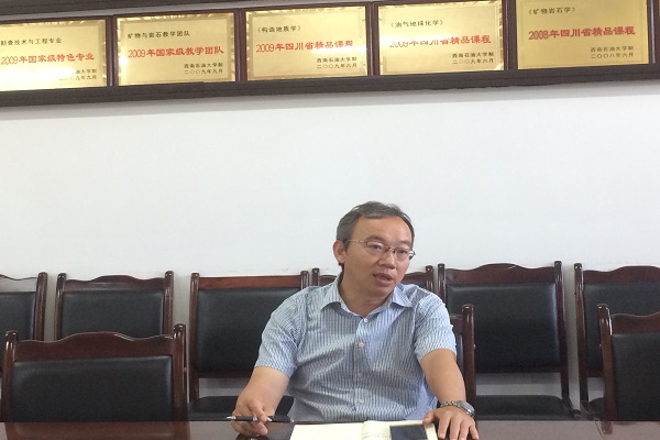 譚秀成副院長提出建議