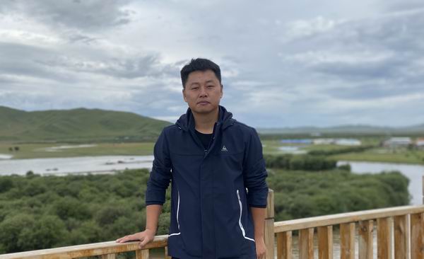 說明: D:\同方Ｅ盤\專題\教師好故事\教學心得\教學心得-做好做細教育工作中每一環節-趙虎2.jpg