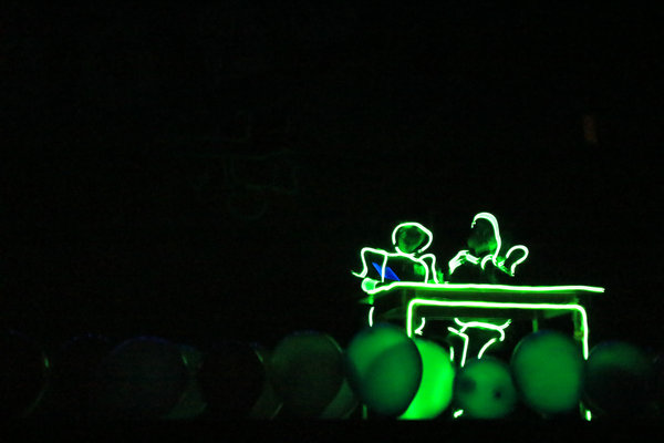 舞臺(tái)劇《火柴人的世界》