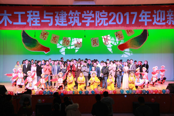 全體參演人員合影