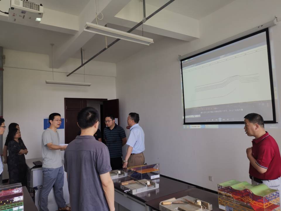 說明: d:\Documents\Tencent Files\346337515\Image\C2C\38012D22ACDB933377B729F696BFBBFF.jpg