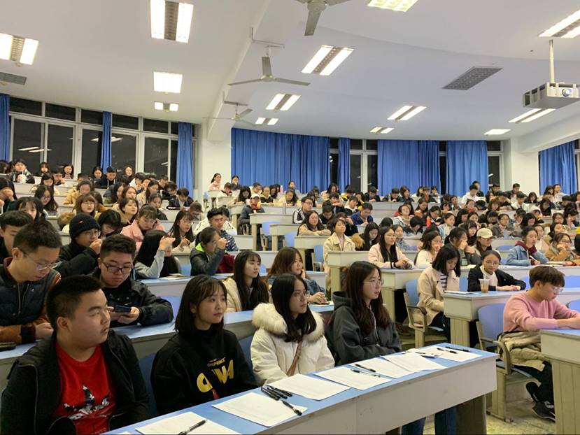 DE49FC3ABC0E29497804E31B3C553EDB