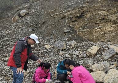 說(shuō)明: C:\Users\Administrator\Desktop\新建文件夾\范存輝+姜照勇剖面照片\IMG_20191201_093347.jpg