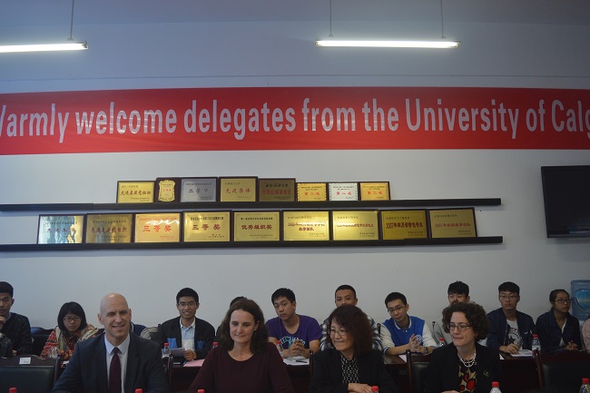 卡爾加里大學老師