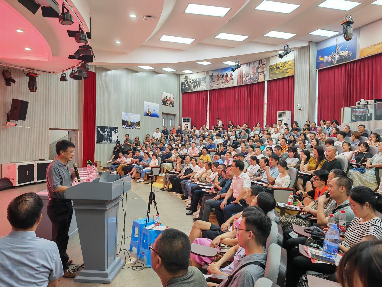 5942b36436bf0fad0b2fe2a0e45fdfe