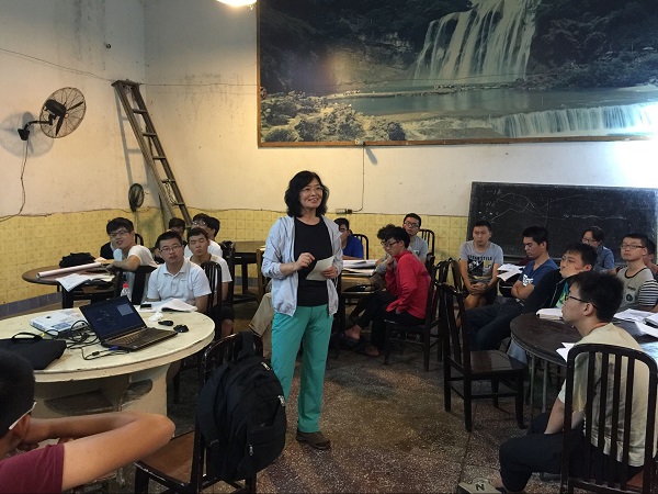 實(shí)測剖面室內(nèi)講課掠影