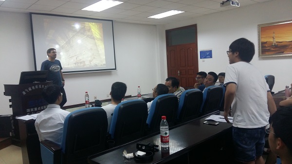 米哈依·博帕博士與學生現場交流