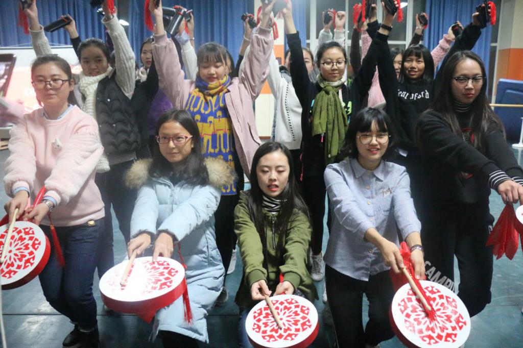 圖 1快板與熱巴舞的結合