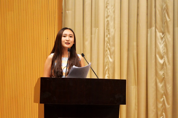 優秀畢業生陳曉月做分享