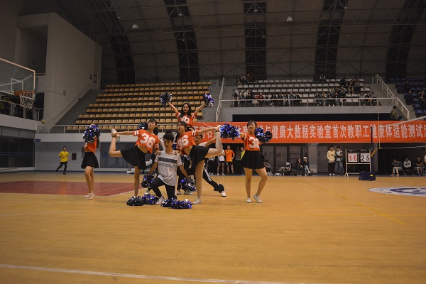 啦啦隊(duì)表演