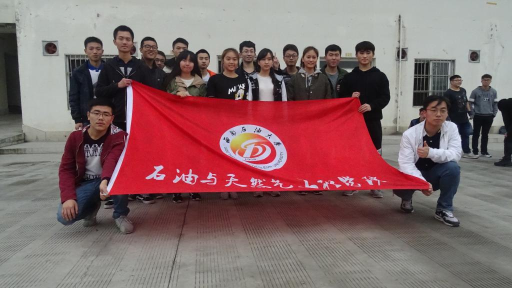 參賽隊(duì)員合影