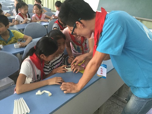 車正強同學講解化石