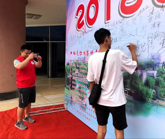 090739f70a634f07117f