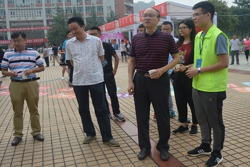 院領導來到迎新現場