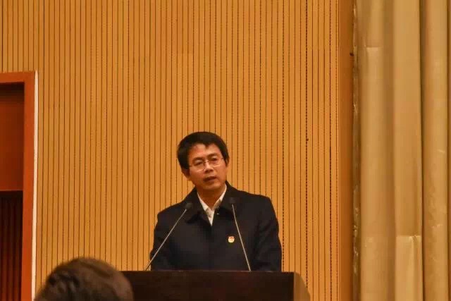 校黨委副書記趙正文作總結講話