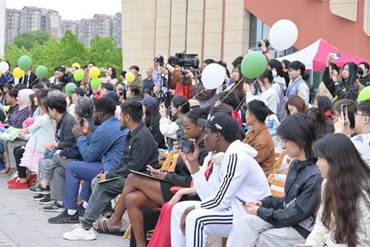 img_v3_02lo_7f5880e9-65b4-4fad-8aae-45a4fd87344g