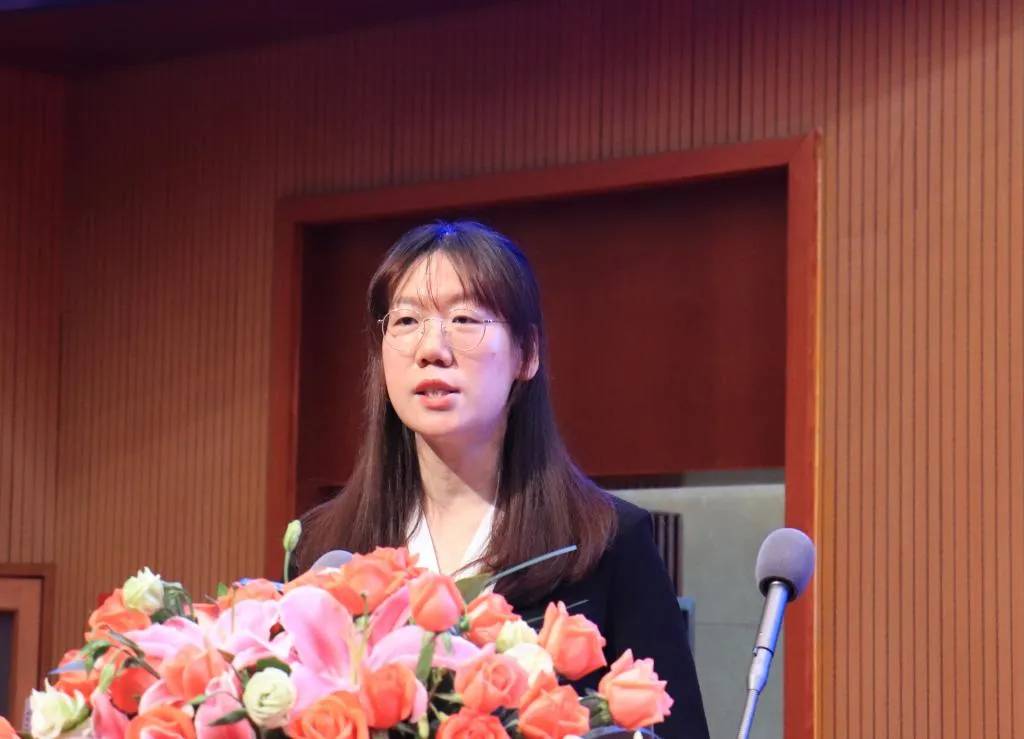 說明: df38a76f313110e745e3e3db224cad3