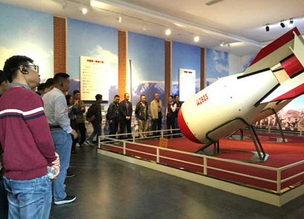 說明: http://www.lnsuhdy.xyz/__local/1/89/83/E634797627681E3DA2EC20F9A92_0CD07591_E5533.png