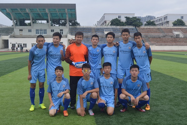 足球隊合影