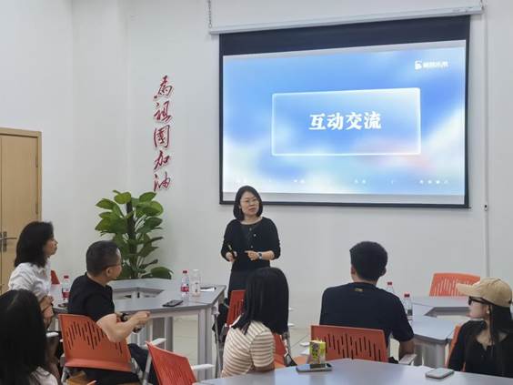 img_v3_02m0_da953715-4750-45fd-a360-5410756a13cg