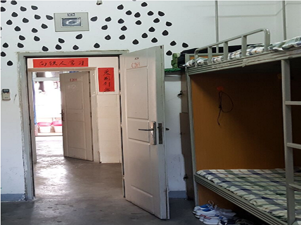 我院學生寢室場景圖