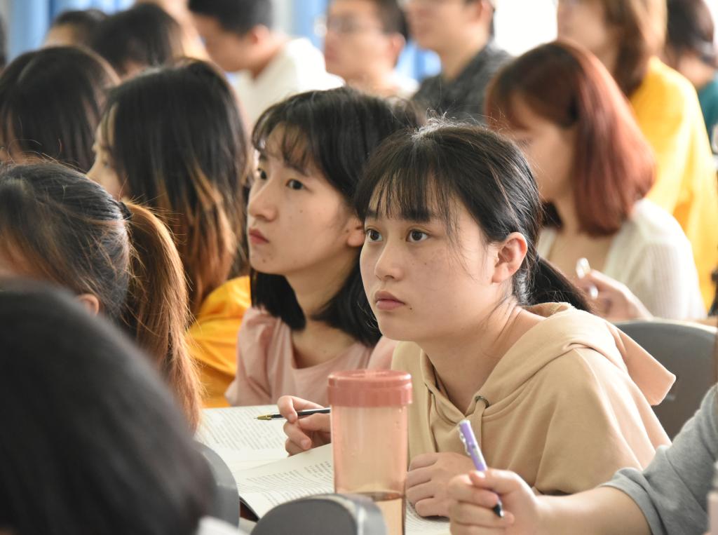 說明: https://zq.swpu.edu.cn:8443/_vsl/F209290F9A627FDEAC486D9AAD1173E1/B7C056F5/140A9