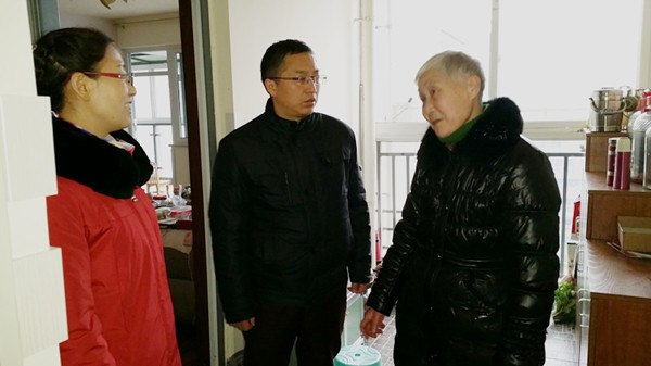 看望姜春蓉老師