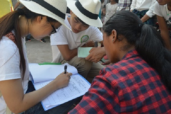 了解學生家中情況